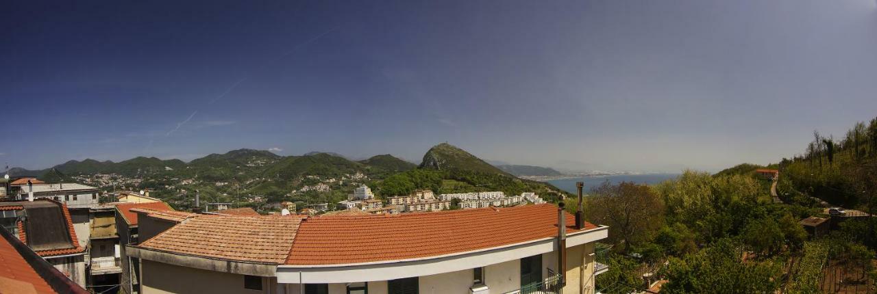 Bed and Breakfast Sentiero Di Costiera Vietri Exterior foto